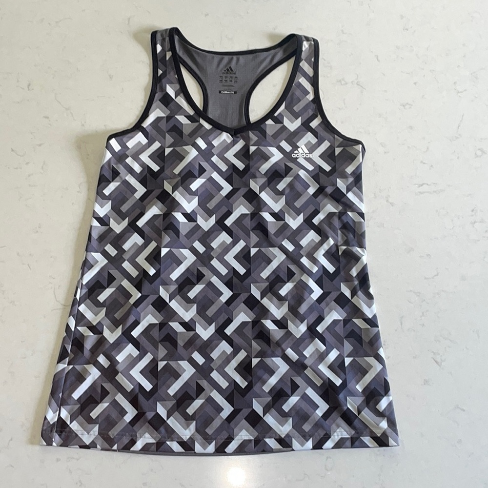 Adidas designed athletic tank top (Womens XL)- like new condition/barley worn